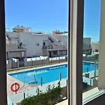 شقة Pink Lagoon View تورّيفيِخا