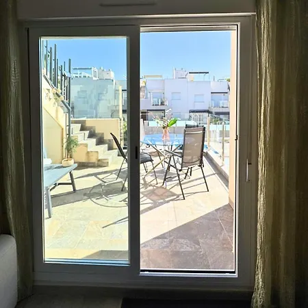 Apartment Pink Lagoon View
