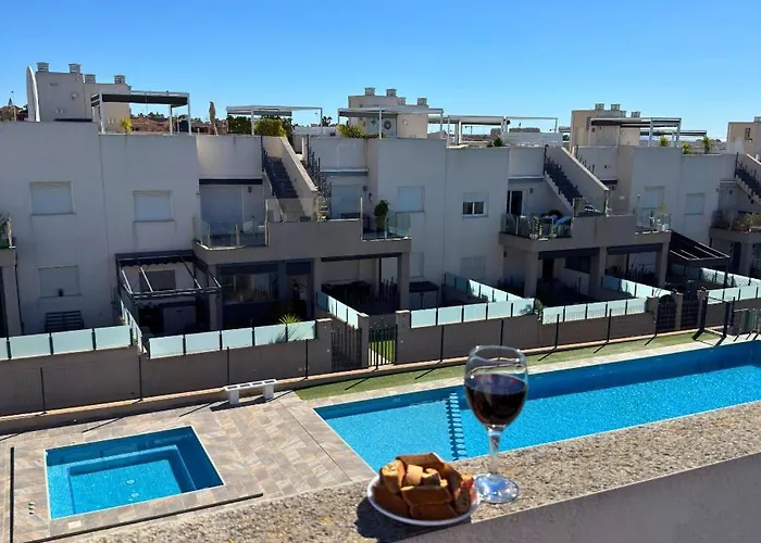 Apartment Pink Lagoon View